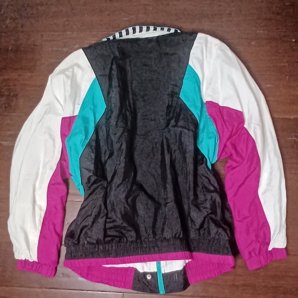 80s Tracksuit - Picture 10 of 10